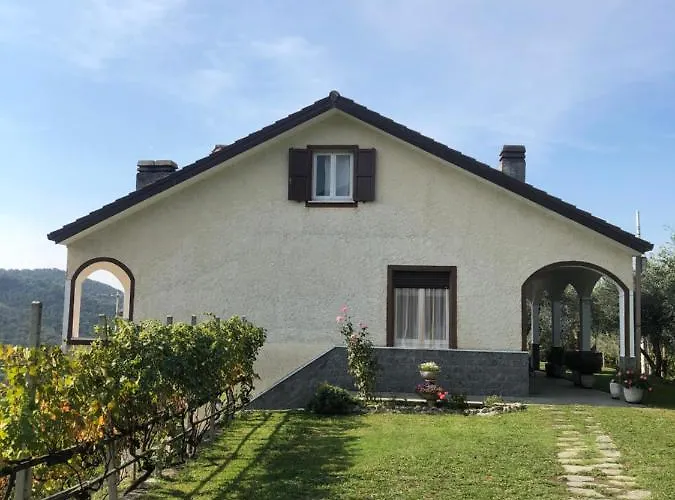 Elena Сasa de vacaciones *